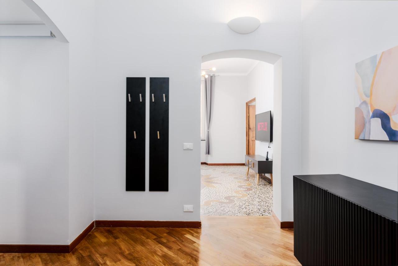 Ferienwohnung Esclusivo 130 Mq + Terrazzo Via San Vincenzo Genua Exterior foto